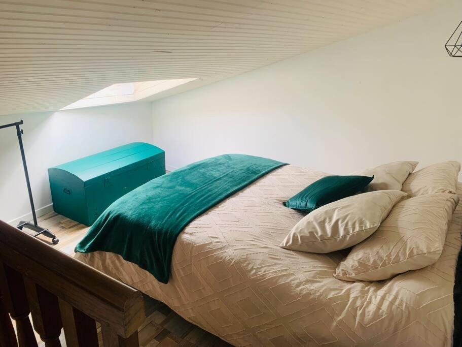 L'Ecolier Futuroscope 4 Personnes Lägenhet Beaumont  Exteriör bild